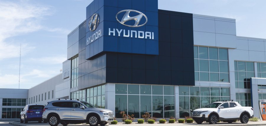 You are currently viewing Hyundai Powers Ahead in Europe with EV Growth and Local Innovation